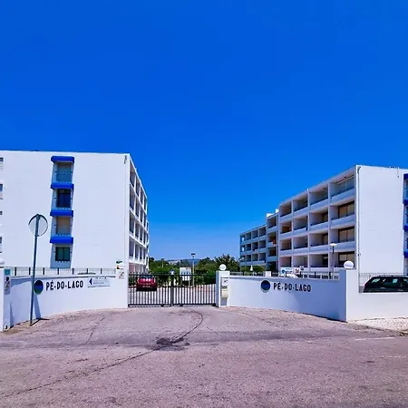 Flh Terrace Flat With Pool Ii